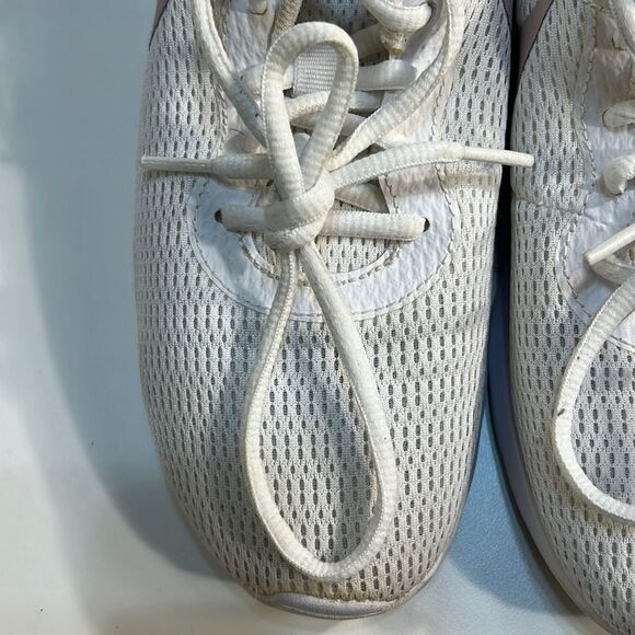 Nike athletic sneakers‎ - Picture 2 of 9